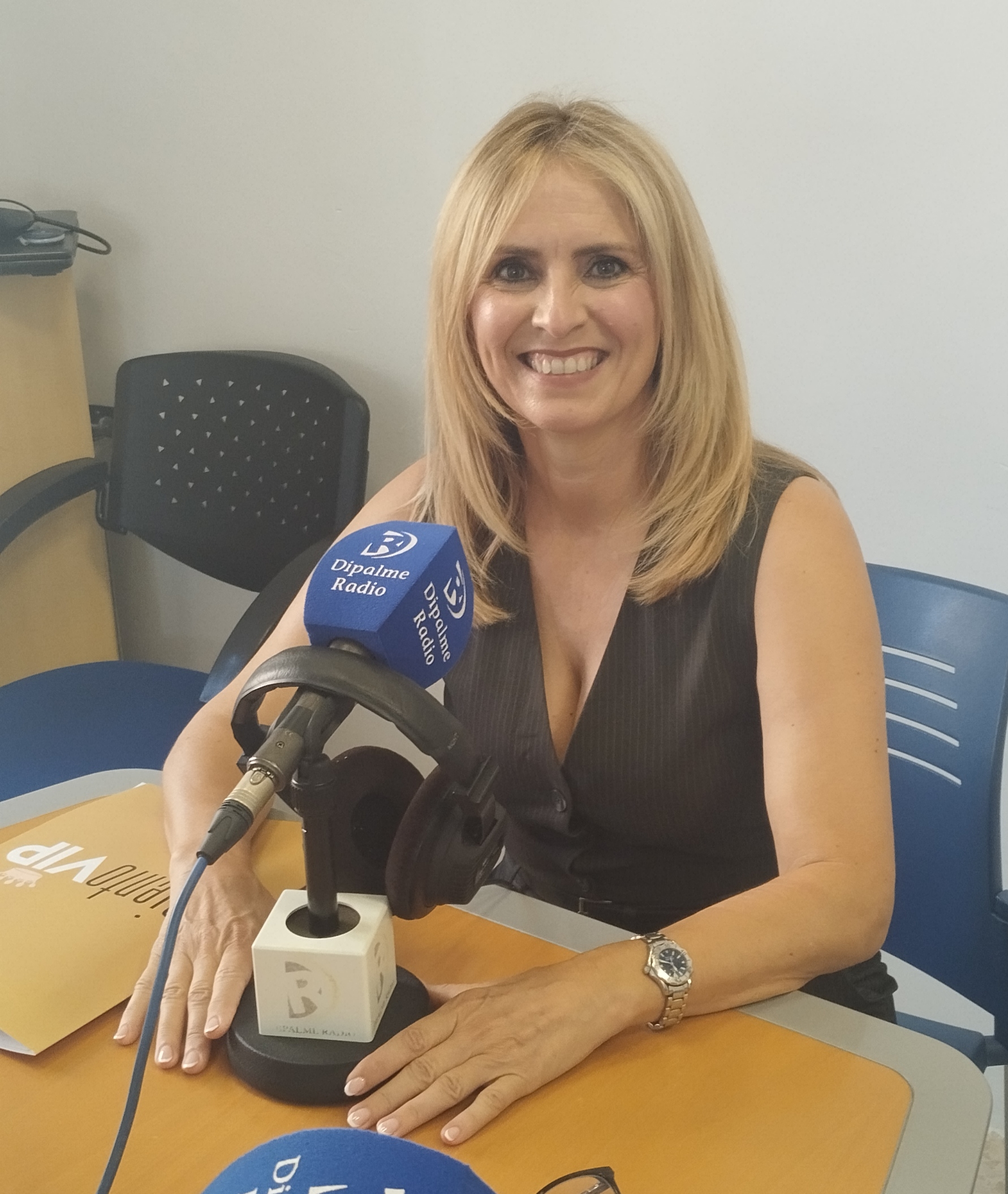 emilia contraportada