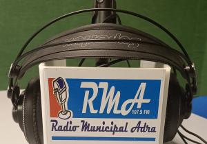 foto micrófono Radio Adra