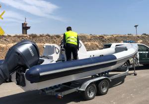 foto lancha interceptada por Guardia Civil