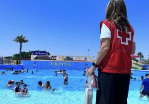 cruz roja y aquavera